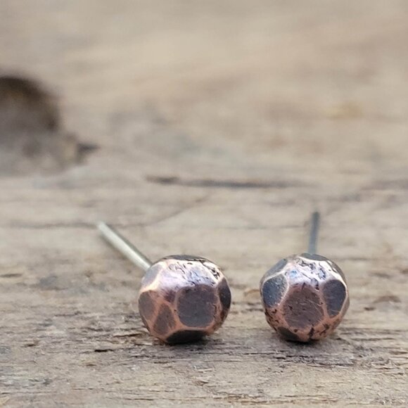 Chunky Copper Stud Earrings, Faceted, Metalwork Jewelry, Handcrafted, Rustic - Picture 1 of 8
